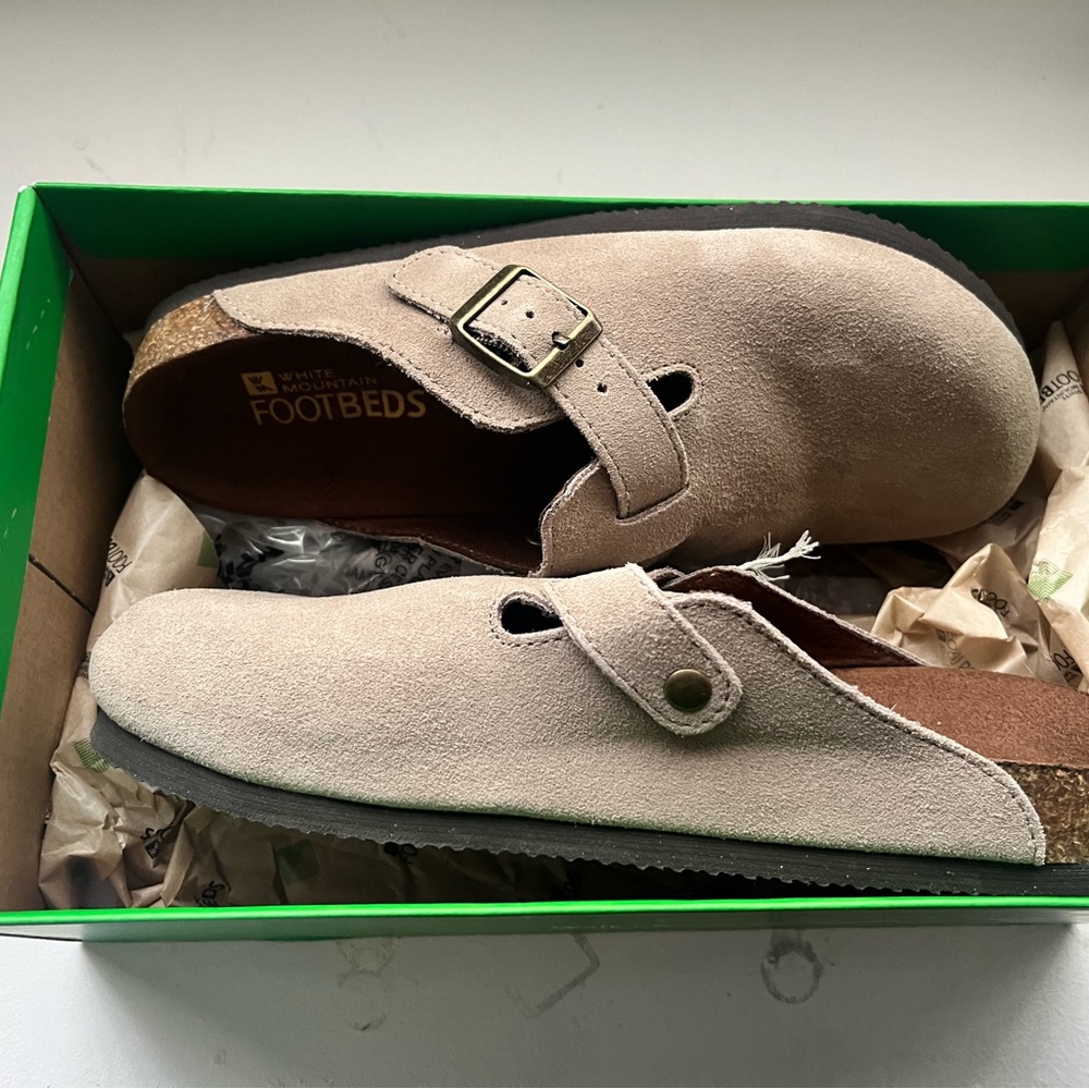 Clog flats